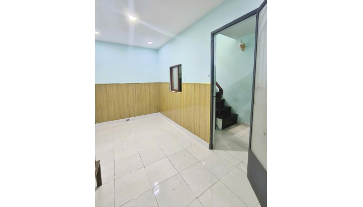 Nhà 3 Tầng Trường Chinh - Dòng Tiền Trên 100tr/Năm - Ngang 5M Tân Bình Hơn 3,9Tỷ