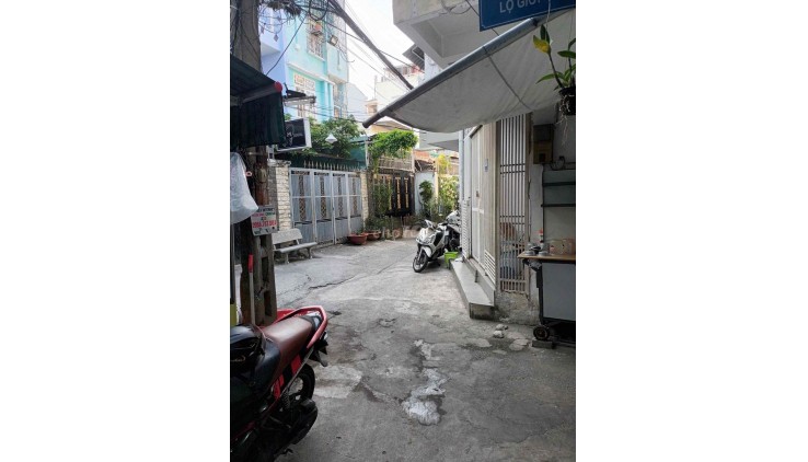 Quận 7 ! Cho thuê Nhả N/C mới , 1 trệt 1 lầu Giá : 5 tr / tháng, Tel : 09038110659 ( chính chủ )
