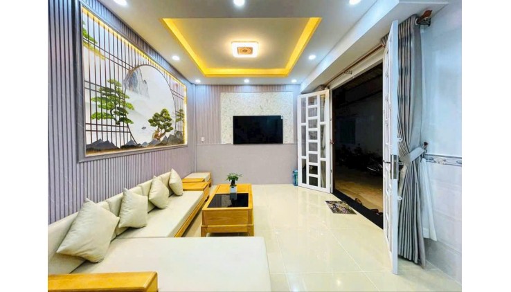 Nhà Đẹp CV Làng Hoa - HXH F8 Gò Vấp - 41M2 Nhỉnh 4,8Tỷ