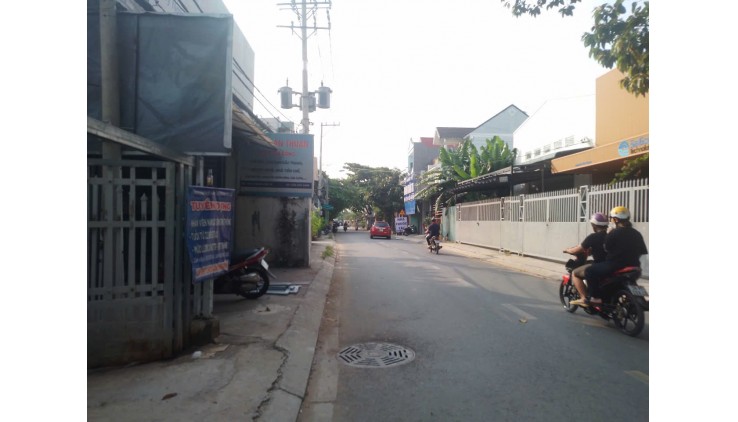 Bãi Xe 5393m2 có 218 tỷ Mặt Tiền Thạnh Lộc Quận 12 TP. Hồ Chí Minh