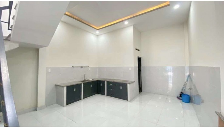 Bán nhà hxh 71m2-3tang sát mt Nguyễn Ảnh Thủ Q12 , liền kề Ngã Tư Nước Đá , 5 tỷ nhỉnh 0932030061