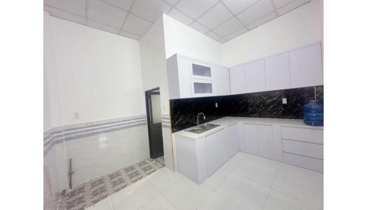 Nhà cấp 4 lô góc đường 8m , 40m2 ( 4x16 ) Lâm Thị Hố Q12 , Thu nhập 6tr/th , 4 tỷ nhỉnh 0932030061