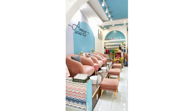 Sang Tiệm Nails & Gội Đầu Cực Đẹp tại 418 Huỳnh Văn Bánh
