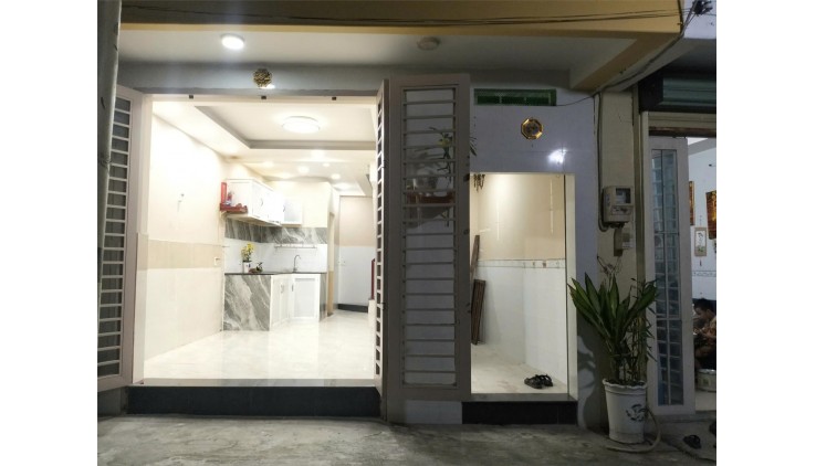 shc Hot hot hot Thạnh Lộc 22- Nhà SỔ HỒNG - HOÀN CÔNG đầy đủ - 1 sẹc thoáng rộng 1,190 tỷ ..