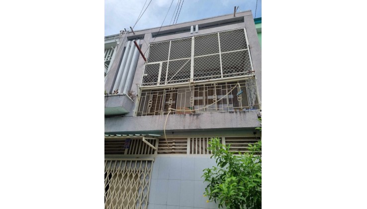CHỈ 4.5TỶ- [P3Q8] -DT: 55 M2 (4 X 14) - HẺM -PHẠM THẾ HIỂN- RỘNG 4M