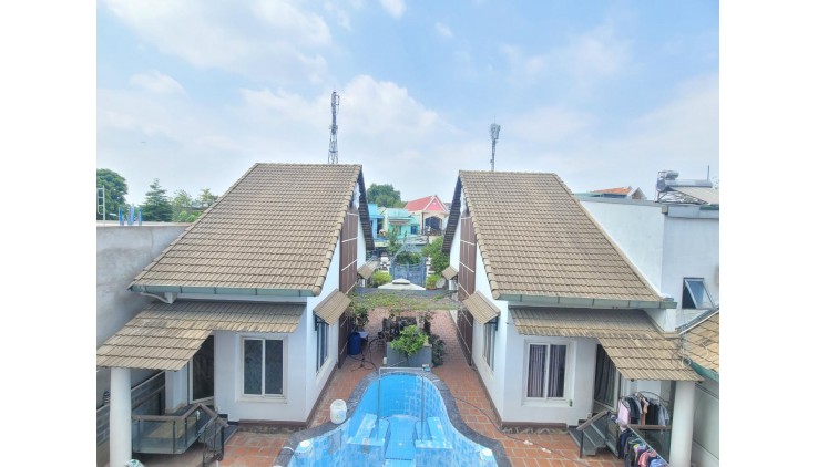 Bán nhà mặt phố đườngn179 tân phú Q.9, 879m², 10PN, 39 tỷ, sổ đỏ pháp lý chuẩn.