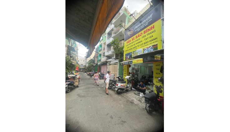 Cần bán nhà hẻm đường Lý Thái Tổ, P.4, Q.3, 3.8m x 13.5m, giá chỉ 11.9 tỷ