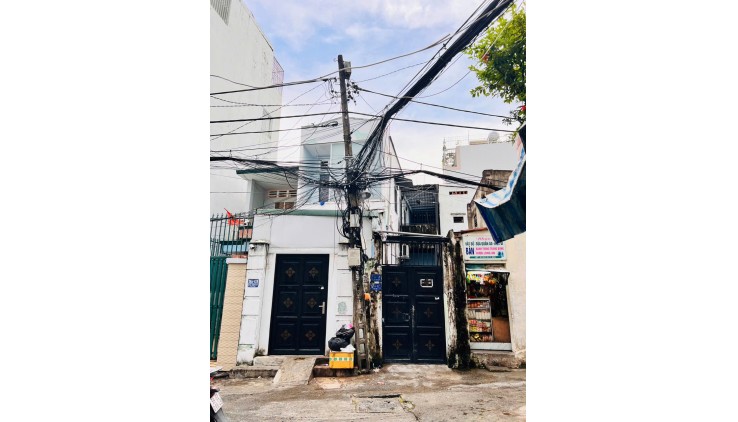 Hẻm xe hơi 265/47b-c Nơ Trang Long P.11 Q.Bình Thạnh. DT 5x28m NH 11m Giá 20 tỷ