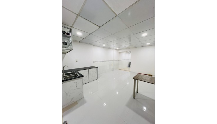Nhà 60M2, 2 TẦNG NGAY AEON TP SHR CHÍNH CHỦ 20m ra MT AEON  GIÁ 5 TỶ