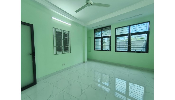 Bánnhà MT Nguyễn Thái Sơn, P3, GòVấp, (5x12)3tầng, Nhỉnh 8tỷ,Hoàn Công