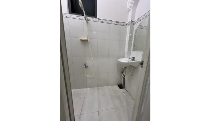 BÁN NHÀ 2 TẦNG, 62M2 BỜ BAO TÂN THẮNG, TP CHỈ 5 TỶ SHR CHÍNH CHỦ
