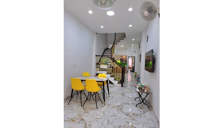 N265- Nhà Bán Nguyễn Kiệm 85m2 , 4 tầng btct , 5 phòng ngủ , Chính chủ ở lâu đời giá 9 tỷ 250