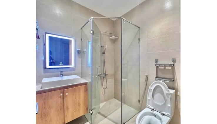 Cho thuê căn hộ 1pn tách bếp máy giặt riêng đường Ba Vì giá 4tr6
