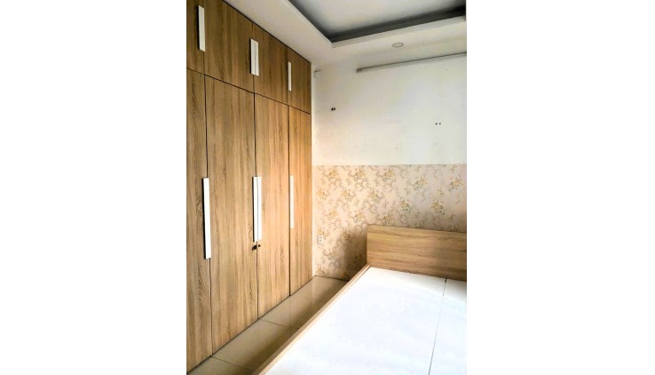 Cho thuê nhà 1T2L 4pn mặt tiền đường 6 - Hiệp Bình Chánh