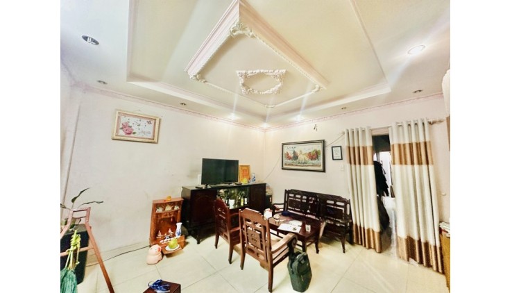 Bán Nhà TP.Thủ Đức nhưng giá chưa bằng Dĩ An,1 sẹc QL1K,gần Bò GiáoToàn