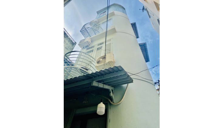 BÁN NHÀ 4 TẦNG CĂN GỐC GIÁ HỜI - LÝ THÁI TỔ - Q.10 - 30M2 - SỔ HỒNG RIÊNG