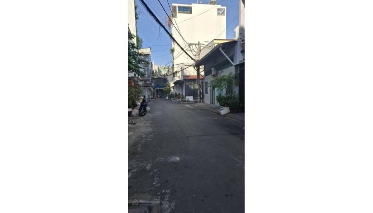 HXH Lê Thúc Hoạch Q.Tân Phú góc 2 MT 4mx18m C4 gần chợ giá chỉ 6 tỉ...