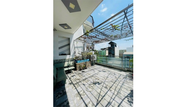 Chủ ngộp ! Nhà mặt tiền 4 tầng GIÁ RẼ KD đa dạng chỉ 12 tỷ - quận Tân Phú