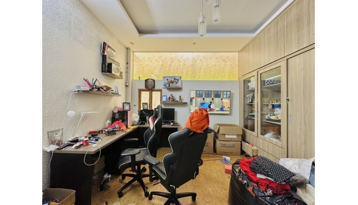 BÁN NHÀ 4 TẦNG, 70M², VỊ TRÍ VÀNG QUẬN BÌNH THẠNH - CHỈ 6.9 TỶ