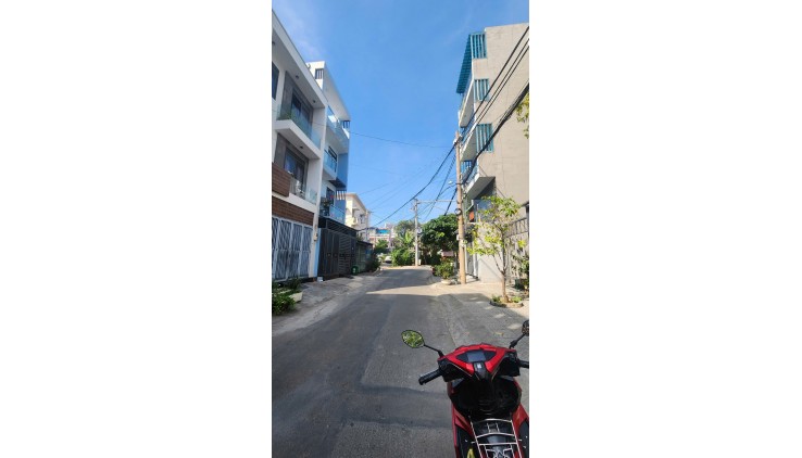 Cho thuê nhà cấp 4 52m2 mặt tiền đường Cư Xá Điện Lực - Trường Thọ