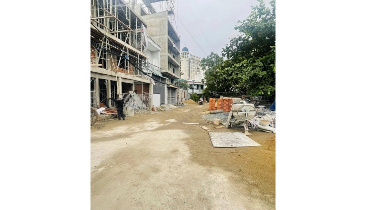 Bán đất thổ cư HXH ngộp bank Ung Văn Khiêm, P25, Bình Thạnh, 107m2, giá rẻ