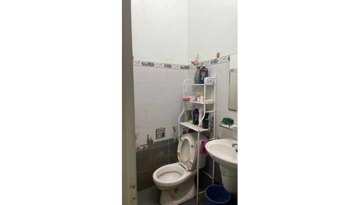 Bán nhà 120m2, Hẻm xe hơi Đường Dương Đức Hiền, Quận Tân Phú