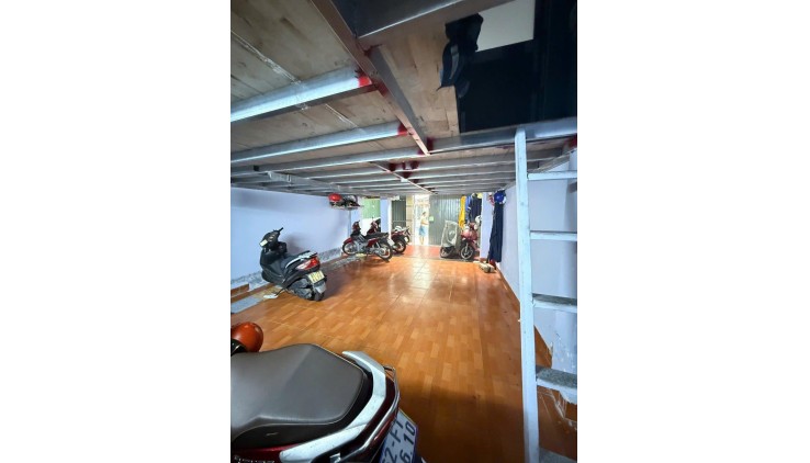 **Bán nhà phường 14, Tân Bình**, hẻm Nguyễn Hồng Đào; 4*20 - 8 tỷ 100tr