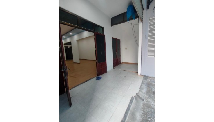**Bán nhà phường 14, Tân Bình**, hẻm Nguyễn Hồng Đào; 4*20 - 8 tỷ 100tr