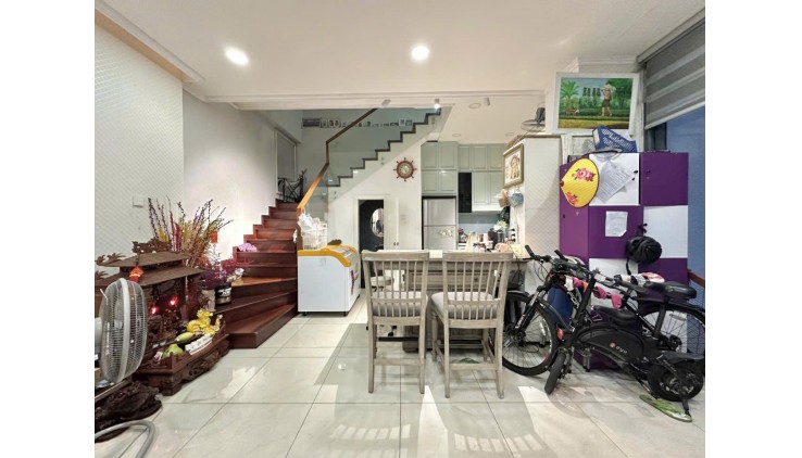 **Bán nhà góc 2 MT HXH Nguyễn Trọng Tuyển, P1, Tân Bình; 5 tầng; 11 tỷ