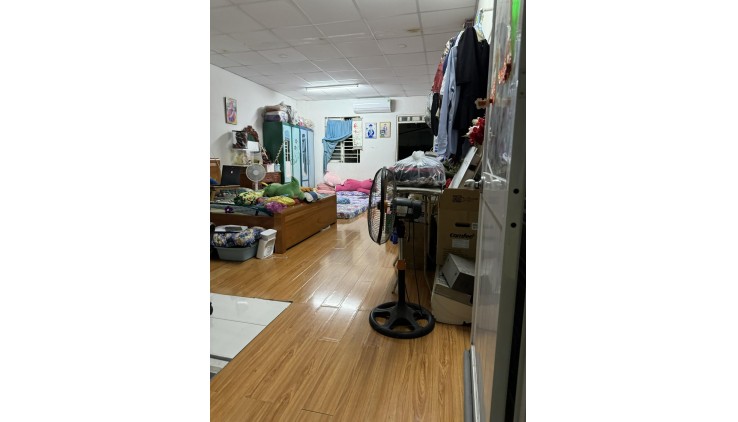 **Bán nhà hẻm 1036 Cách Mạng Tháng 8** phường 5 Tân Bình, 6m x 11m