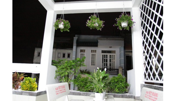 **Bán nhà đường Ni Sư Huỳnh Liên** phường 10 Tân Bình; 5*21 - 11 tỷ