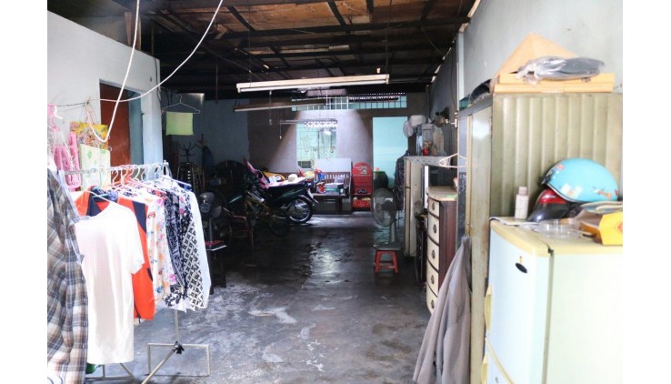 **Bán nhà trục Ni Sư Huỳnh Liên** phường 10 Tân Bình;(5,5*21) - 11 tỷ