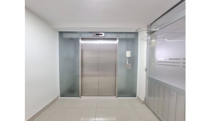 Bán nhà HXH Trịnh Đình Trọng, Phú Trung, Tân Phú, 216m2, 5 tầng, thang máy