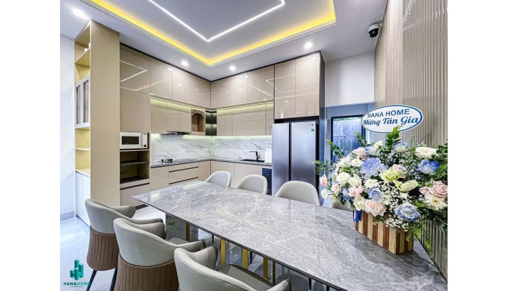 **Bán nhà HXH Lam Sơn, phường 2 Tân Bình; 4x10 - 3 lầu, khu sân bay TSN