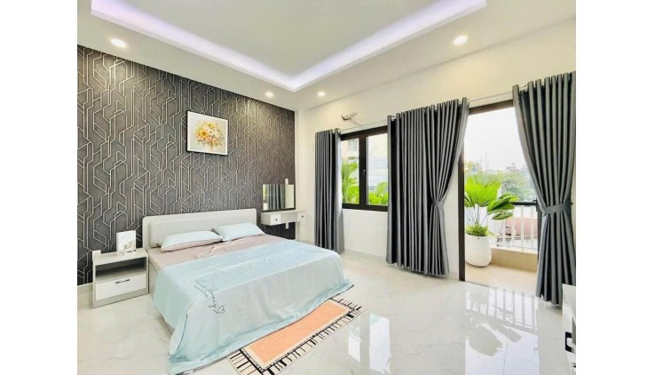**Bán nhà HXH Lạc Long Quân, phường 8, Tân Bình; 4x17 - 4 tầng
