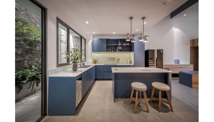 **Bán nhà mặt tiền phường 12, MT Sơn Hưng, Tân Bình; (4*14) 4 tầng - 7,3 tỷ