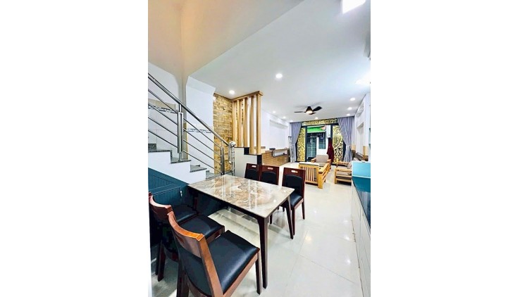 Bán nhà Gò Vấp, Nguyễn Kiệm, sát hẻm xe hơi, gần sân bay, 4 x 14, 3 Pn