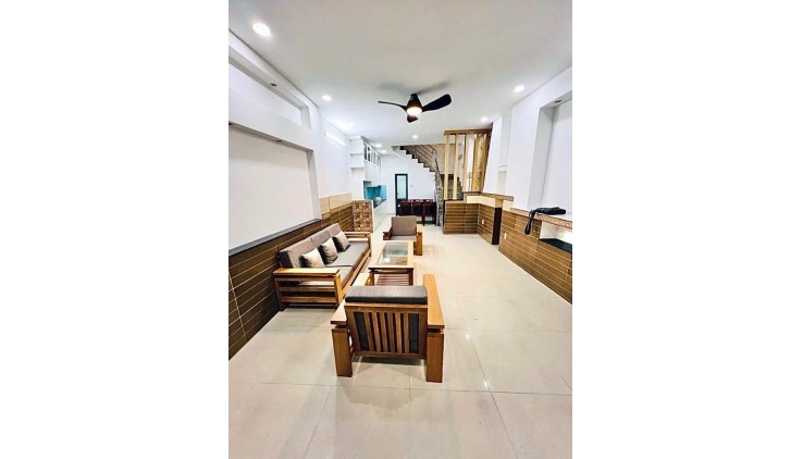 Bán nhà Gò Vấp, Nguyễn Kiệm, sát hẻm xe hơi, gần sân bay, 4 x 14, 3 Pn