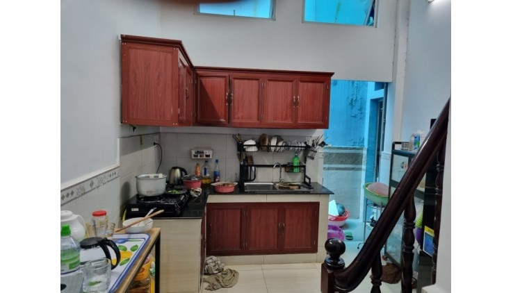 Bán nhà DT 79m2, Hẻm xe hơi Đường Nguyễn Văn Săng, Quận Tân Phú
