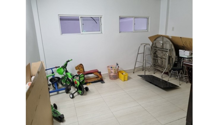Bán nhà DT 79m2, Hẻm xe hơi Đường Nguyễn Văn Săng, Quận Tân Phú