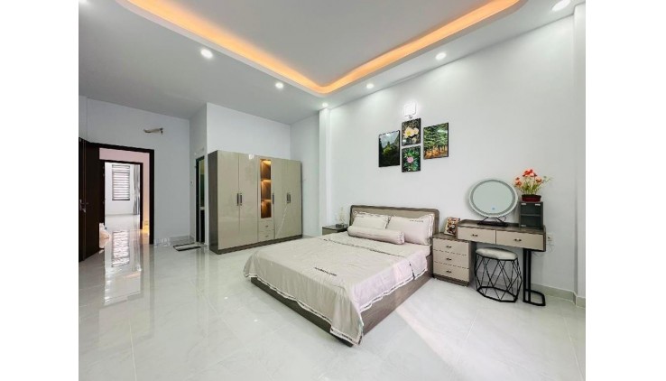 ++Bán nhà đường Hồng Lạc, phường 11, quận Tân Bình; 5x16 - chợ TB
