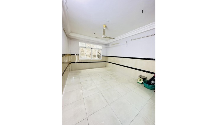 **Bán nhà phường 12, hẻm khu Bàu Cát** quận Tân Bình - 4*25 - 8 tỷ