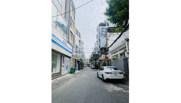 **Bán nhà phường 4, HXH đường Út Tịch, Tân Bình; 4*21, 3 tầng - 13,2 tỷ