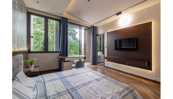 **Bán nhà phường 7 Tân Bình; HXT Cách Mạng Tháng 8; (6*15) 4 tầng - 8,7 tỷ