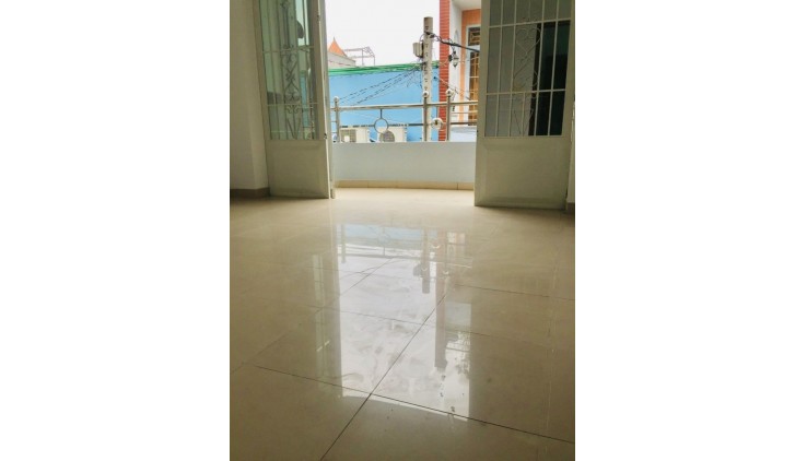 Bán nhà DT 40m2, Hẻm xe hơi 5m Đường Tô Hiệu, Quận Tân Phú