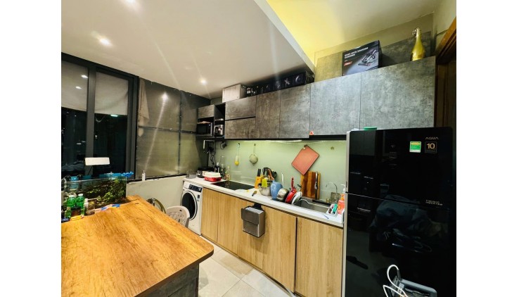 **Bán nhà trục Cách Mạng Tháng 8**  phường 7, Tân Bình; 5*12 - 10 tỷ
