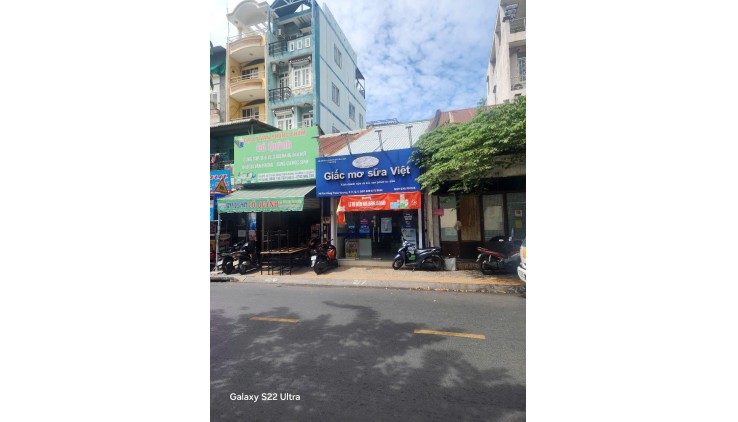 Bán nhà MT 79 Phù Đổng Thiên Vương P.11 Q.5 DT 4x18m, Giá 14 tỷ