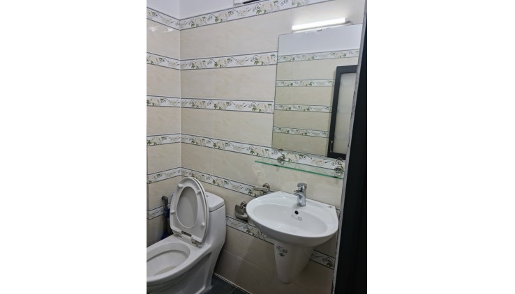 Cho thuê nhà nguyễn căn đầy đầy đủ nội thất 72C Mạc Đỉnh Chi,,Đakao,Q.1