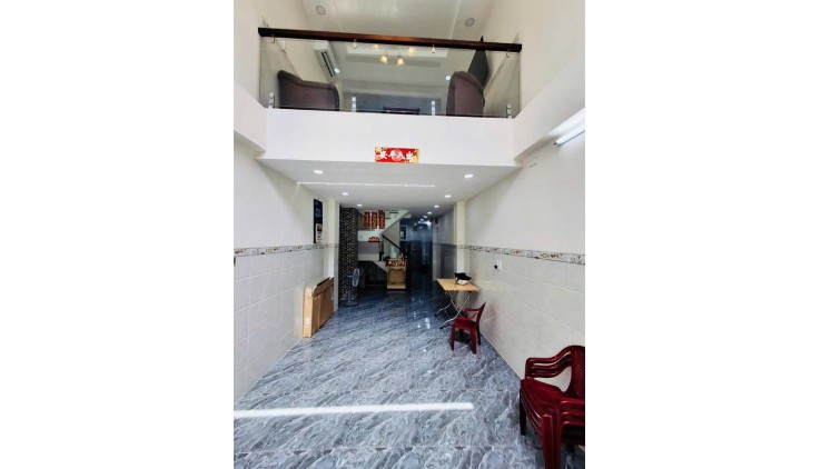 Bán nhà 5 tầng ngay trung tâm quận 5 - 40M² - Hẻm xe hơi