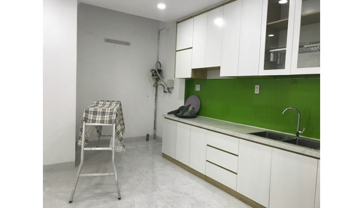 BÁN NHÀ 4 TẦNG, 40M², HÒA HẢO, QUẬN 10 - GIÁ HỜI 7.5 TỶ - SỔ ĐỎ CHÍNH CHỦ